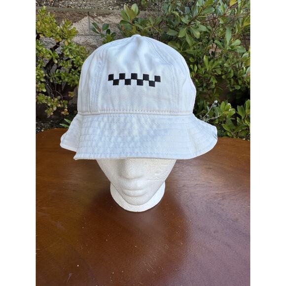 Vans Bucket Hat Cap Strap Back Brighton Twill Small White Black Checkered Mens - Picture 1 of 10